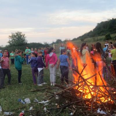 17-23 august: Lespezi: Campus "În căutarea fericirii"