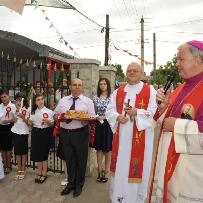 17 august: Luncaşi: Administrarea Mirului