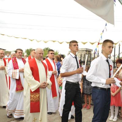 17 august: Luncaşi: Administrarea Mirului