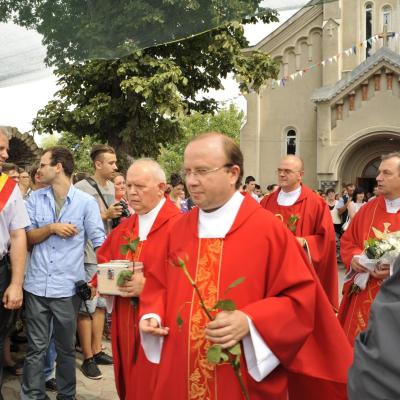 17 august: Luncaşi: Administrarea Mirului