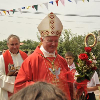17 august: Luncaşi: Administrarea Mirului