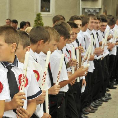 17 august: Luncaşi: Administrarea Mirului