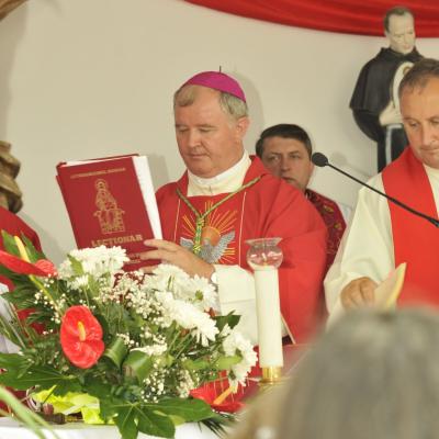 17 august: Luncaşi: Administrarea Mirului