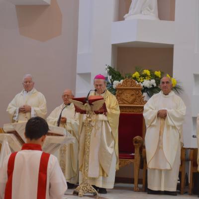 19 august: Bacău: Întâlnirea seriei de preoţi sfinţiţi în anul 1968
