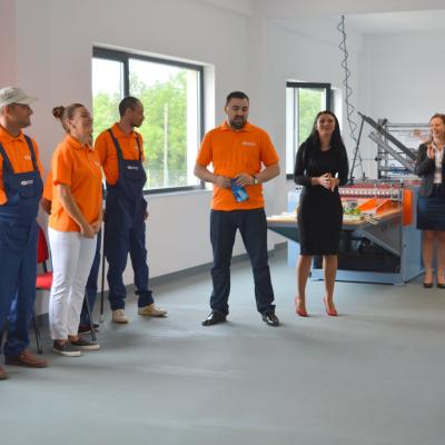 20 august: Iaşi: Caritas lansează atelierul protejat CDC PLAST