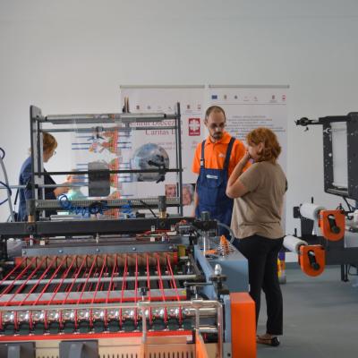 20 august: Iaşi: Caritas lansează atelierul protejat CDC PLAST
