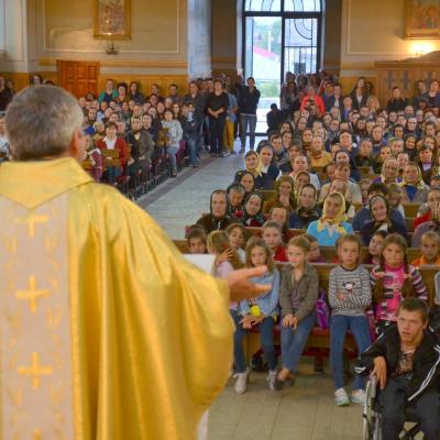 20-23 august: Buruieneşti: Zilele familiei - Familia, parohia şi viaţa consacrată în societatea de astăzi