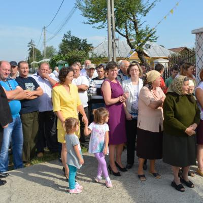 22 august: Traian (NT): Sfinţirea bisericii şi consacrarea altarului. Foto: Ovidiu Bişog