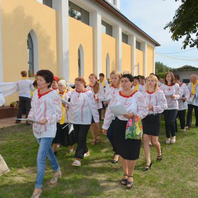 22 august: Traian (NT): Sfinţirea bisericii şi consacrarea altarului. Foto: Ovidiu Bişog