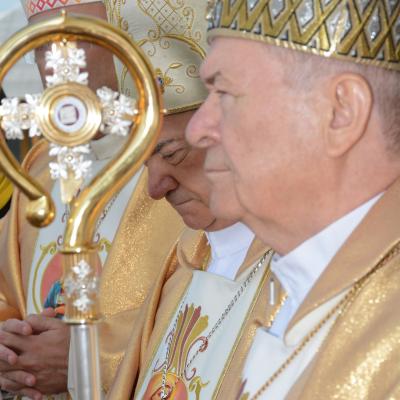 22 august: Traian (NT): Sfinţirea bisericii şi consacrarea altarului. Foto: Ovidiu Bişog