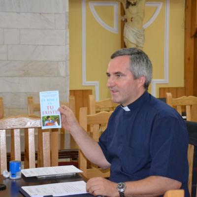 22 august: Bacău: În drum spre căsătorie