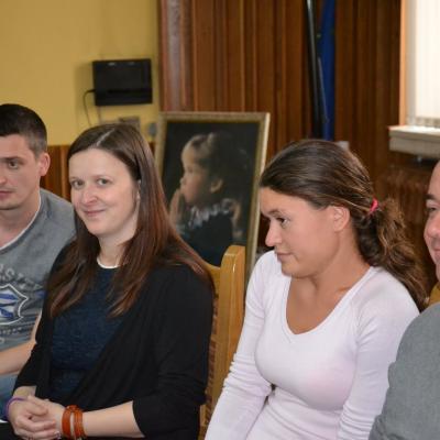 22 august: Bacău: În drum spre căsătorie