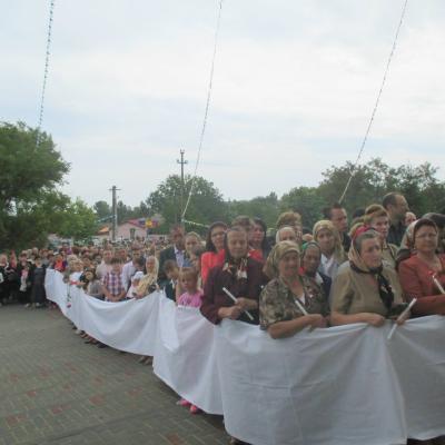 23 august: Horleşti: Sfinţirea bisericii "Trupul şi Sângele Domnului"