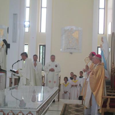 23 august: Horleşti: Sfinţirea bisericii "Trupul şi Sângele Domnului"