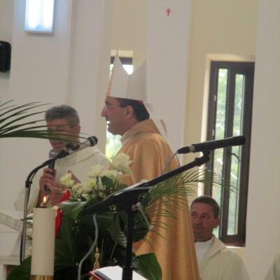 23 august: Horleşti: Sfinţirea bisericii "Trupul şi Sângele Domnului"