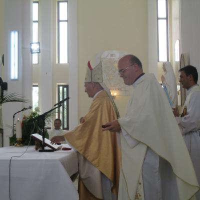 23 august: Horleşti: Sfinţirea bisericii "Trupul şi Sângele Domnului"