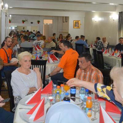 28 august: Tomeşti: Lansarea structurii de economie socială SOCIAL CATERING a Centrului Diecezan Caritas