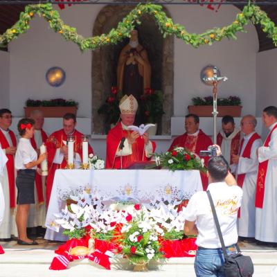 29 august: Schineni: Administrarea sacramentului Mirului