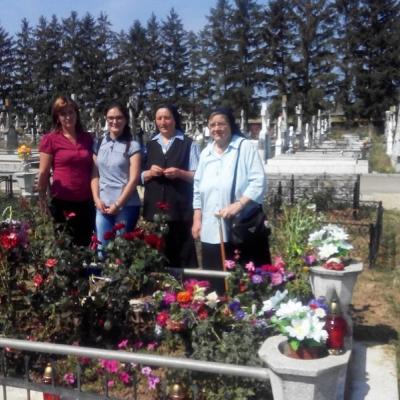30 august: Nisiporeşti: Celebrare euharistică şi procesiune la mormântul Slujitoarei lui Dumnezeu Veronica Antal