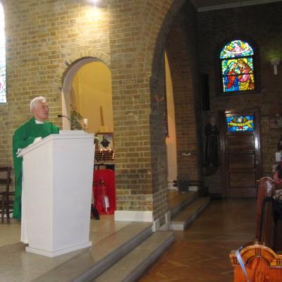 30 august: Londra: Un nou păstor pentru comunitatea credincioşilor români catolici