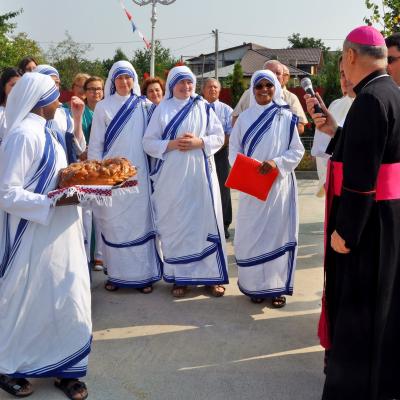 5 septembrie: Jubileul de 25 de ani de activitate a Slujitoarelor Carităţii în Bacău