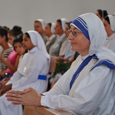 5 septembrie: Jubileul de 25 de ani de activitate a Slujitoarelor Carităţii în Bacău