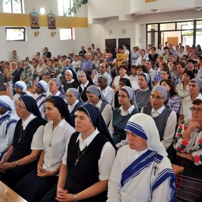 5 septembrie: Jubileul de 25 de ani de activitate a Slujitoarelor Carităţii în Bacău