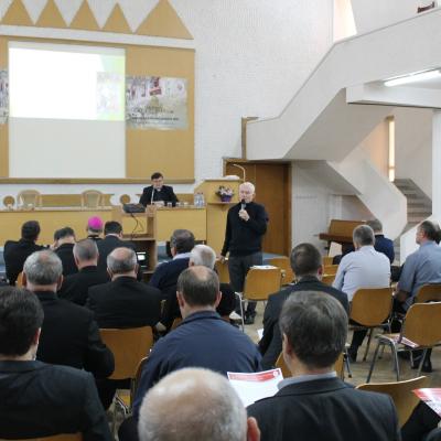 8-11 septembrie: Zile de formare pentru preoţi la Iaşi
