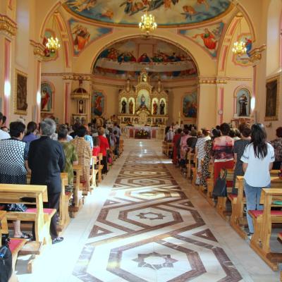 8 septembrie: Huşi - Corni: Sărbătoarea hramului, încununarea Săptămânii familiei