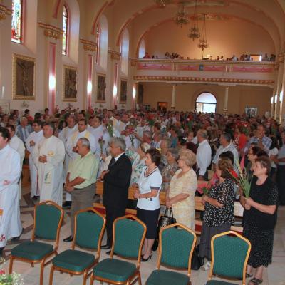 8 septembrie: Huşi - Corni: Sărbătoarea hramului, încununarea Săptămânii familiei