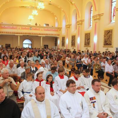 8 septembrie: Huşi - Corni: Sărbătoarea hramului, încununarea Săptămânii familiei
