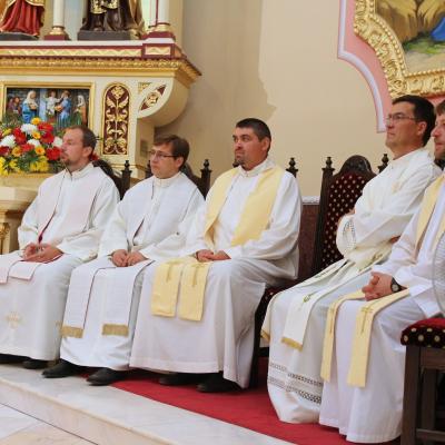 8 septembrie: Huşi - Corni: Sărbătoarea hramului, încununarea Săptămânii familiei