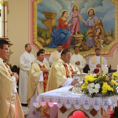 8 septembrie: Huşi - Corni: Sărbătoarea hramului, încununarea Săptămânii familiei
