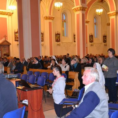 13 septembrie: Luizi-Călugăra: Hram şi "Zilele familiei"