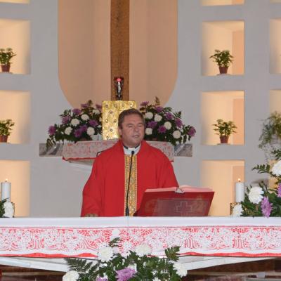 13 septembrie: Bacău: Hramul comunităţii "Înălţarea Sfintei Cruci"