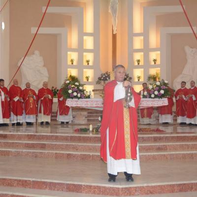 13 septembrie: Bacău: Hramul comunităţii "Înălţarea Sfintei Cruci"
