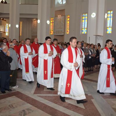 13 septembrie: Bacău: Hramul comunităţii "Înălţarea Sfintei Cruci"