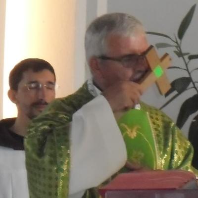 13 septembrie: Huşi "Sfântul Anton": Un nou paroh