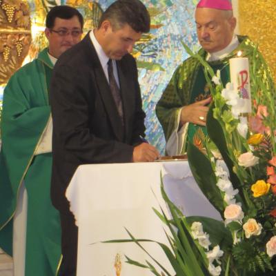 13 septembrie: Un nou paroh la catedrala din Iaşi