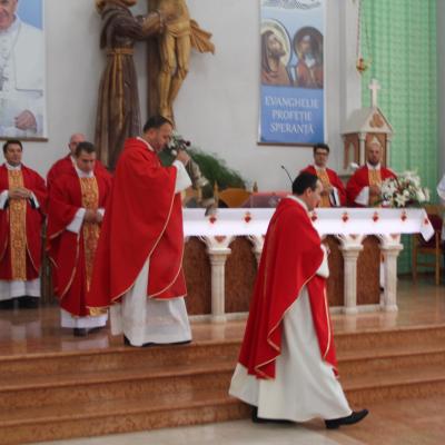 14 septembrie: Roman: Deschiderea anului şcolar 2015-2016 la Liceul Teologic Romano-Catolic "Sfântul Francisc de Assisi"