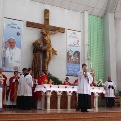 14 septembrie: Roman: Deschiderea anului şcolar 2015-2016 la Liceul Teologic Romano-Catolic "Sfântul Francisc de Assisi"