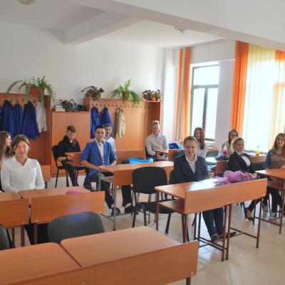 14 septembrie: Oneşti: Deschiderea anului şcolar 2015-2016 la Liceul Teologic "Fericitul Ieremia"