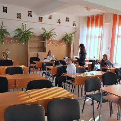 14 septembrie: Oneşti: Deschiderea anului şcolar 2015-2016 la Liceul Teologic "Fericitul Ieremia"
