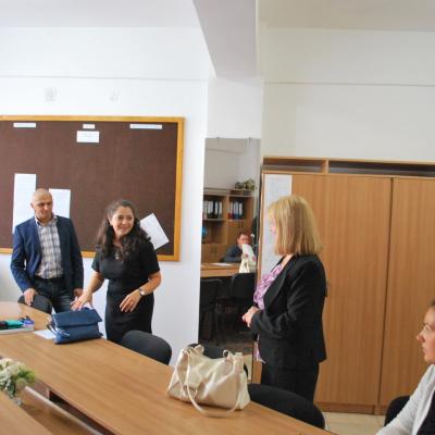 14 septembrie: Oneşti: Deschiderea anului şcolar 2015-2016 la Liceul Teologic "Fericitul Ieremia"