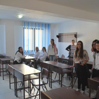 14 septembrie: Oneşti: Deschiderea anului şcolar 2015-2016 la Liceul Teologic "Fericitul Ieremia"