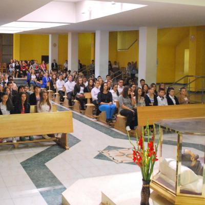 14 septembrie: Oneşti: Deschiderea anului şcolar 2015-2016 la Liceul Teologic "Fericitul Ieremia"