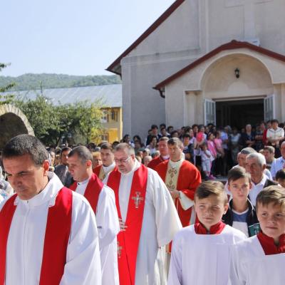 14 septembrie: Ploscuţeni: Hramul comunităţii