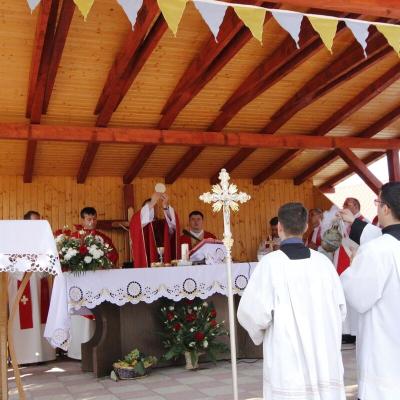 14 septembrie: Ploscuţeni: Hramul comunităţii