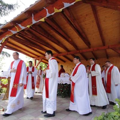 14 septembrie: Ploscuţeni: Hramul comunităţii