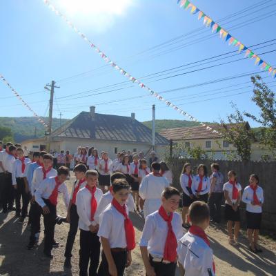 20 septembrie: Floreşti: Coboară din ceruri, o, Duhule Sfinte!